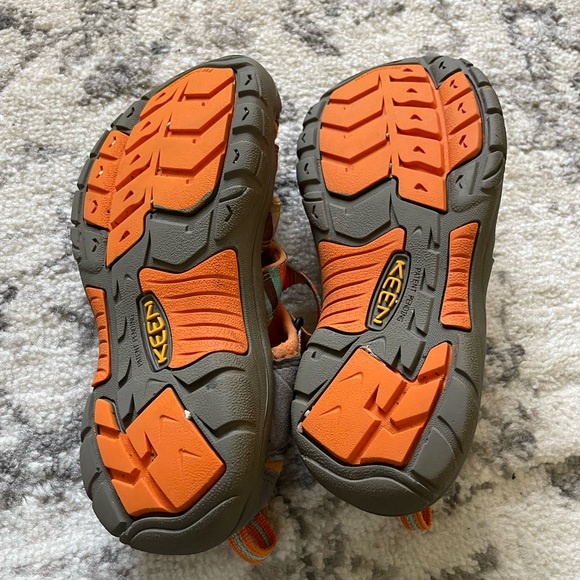 Multicolored Keens - Picture 2 of 2